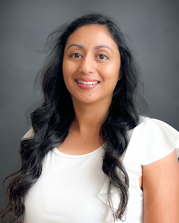 Paralegal Paralegal Mayra Hainsworth